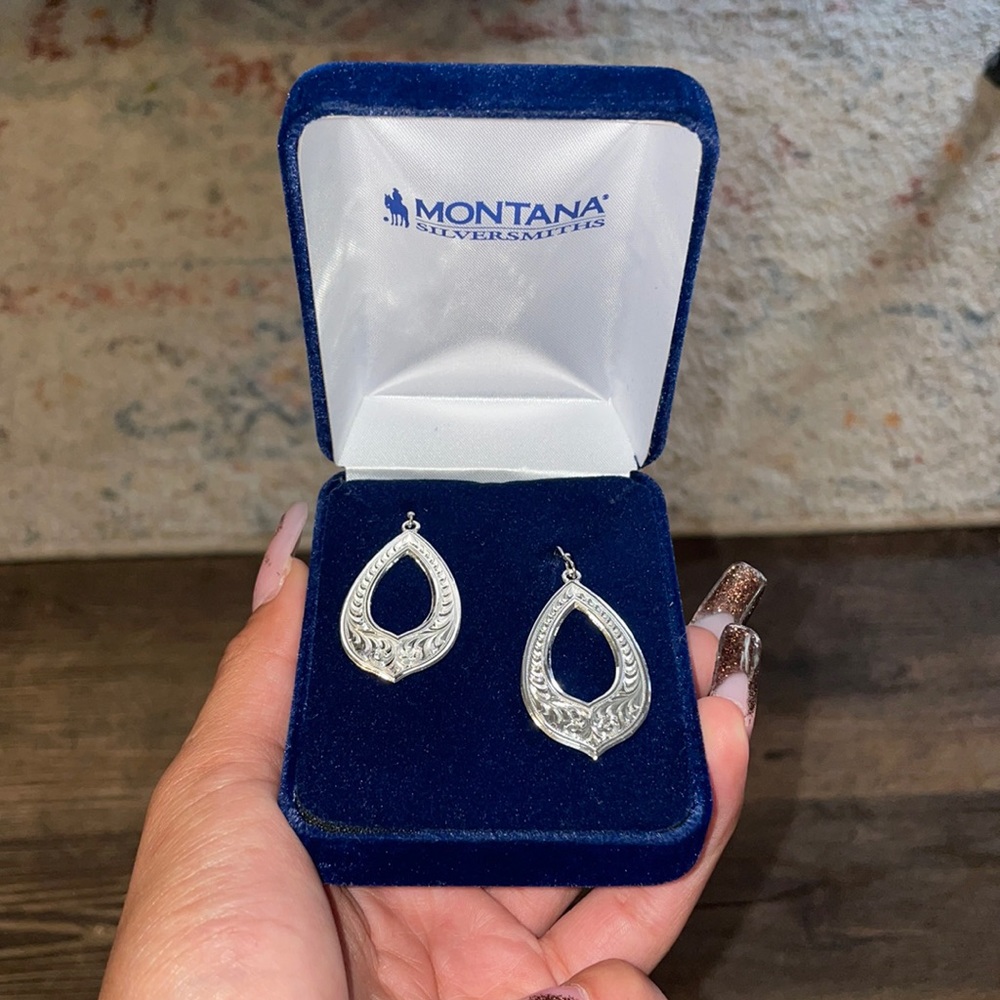 Montana silversmiths earrings